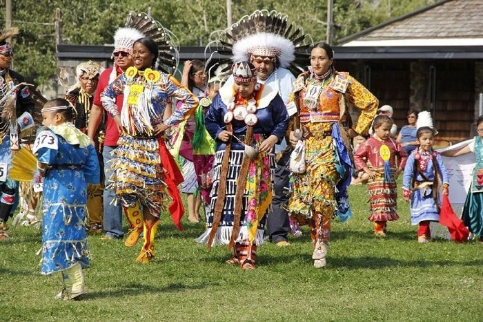 HÈ NÀY ĐI ĐÂU BÂY GIỜ ???? - ĐỪNG BỎ QUA CANADA
