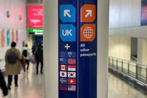 UK TIẾP TỤC SIẾT NHẬP CƯ – ẢNH HƯỞNG TRỰC TIẾP VISA & ĐỊNH CƯ